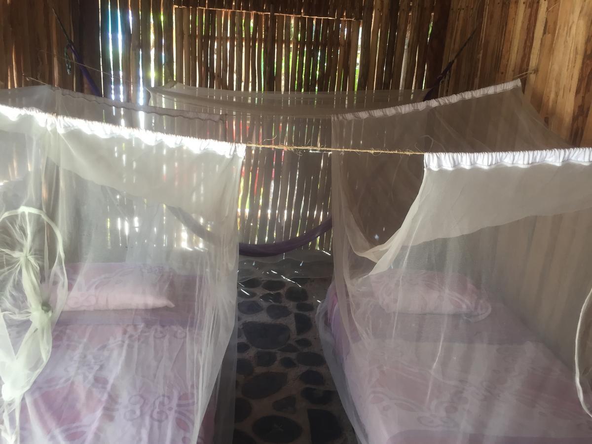Eco Hostel Casa Del Agua Isla Holbox Bagian luar foto