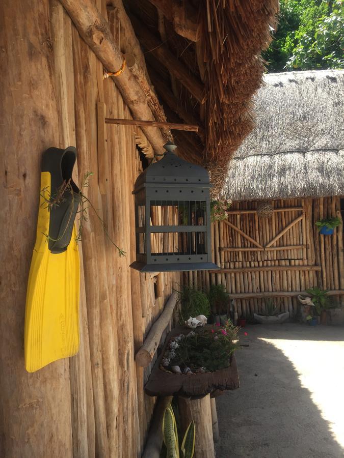 Eco Hostel Casa Del Agua Isla Holbox Bagian luar foto