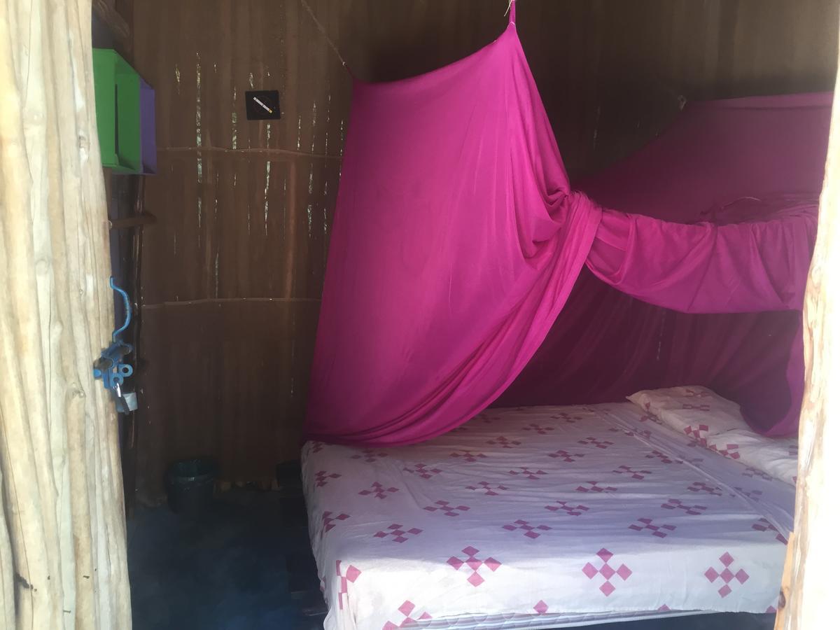 Eco Hostel Casa Del Agua Isla Holbox Bagian luar foto